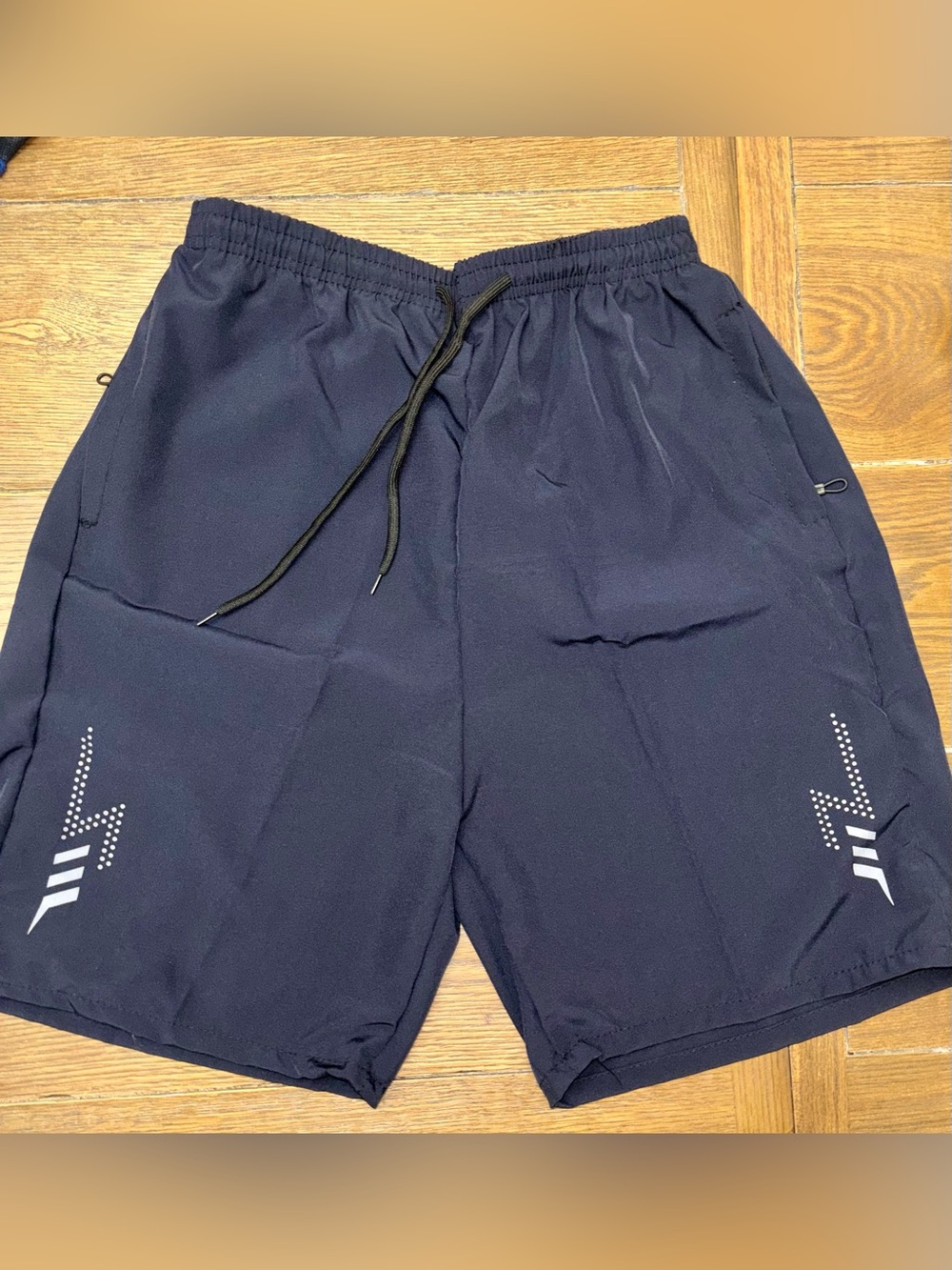 Men's Athletic Lightweight Shorts with Drawstring And Zippered Pockets
